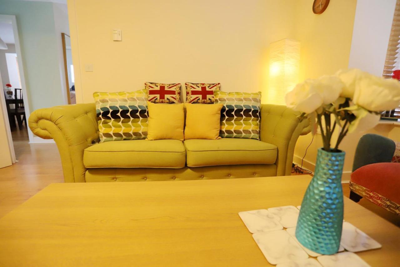 Apartamento Easytravel Luxury Nec/Airport 3 Beds House Birmingam Exterior foto