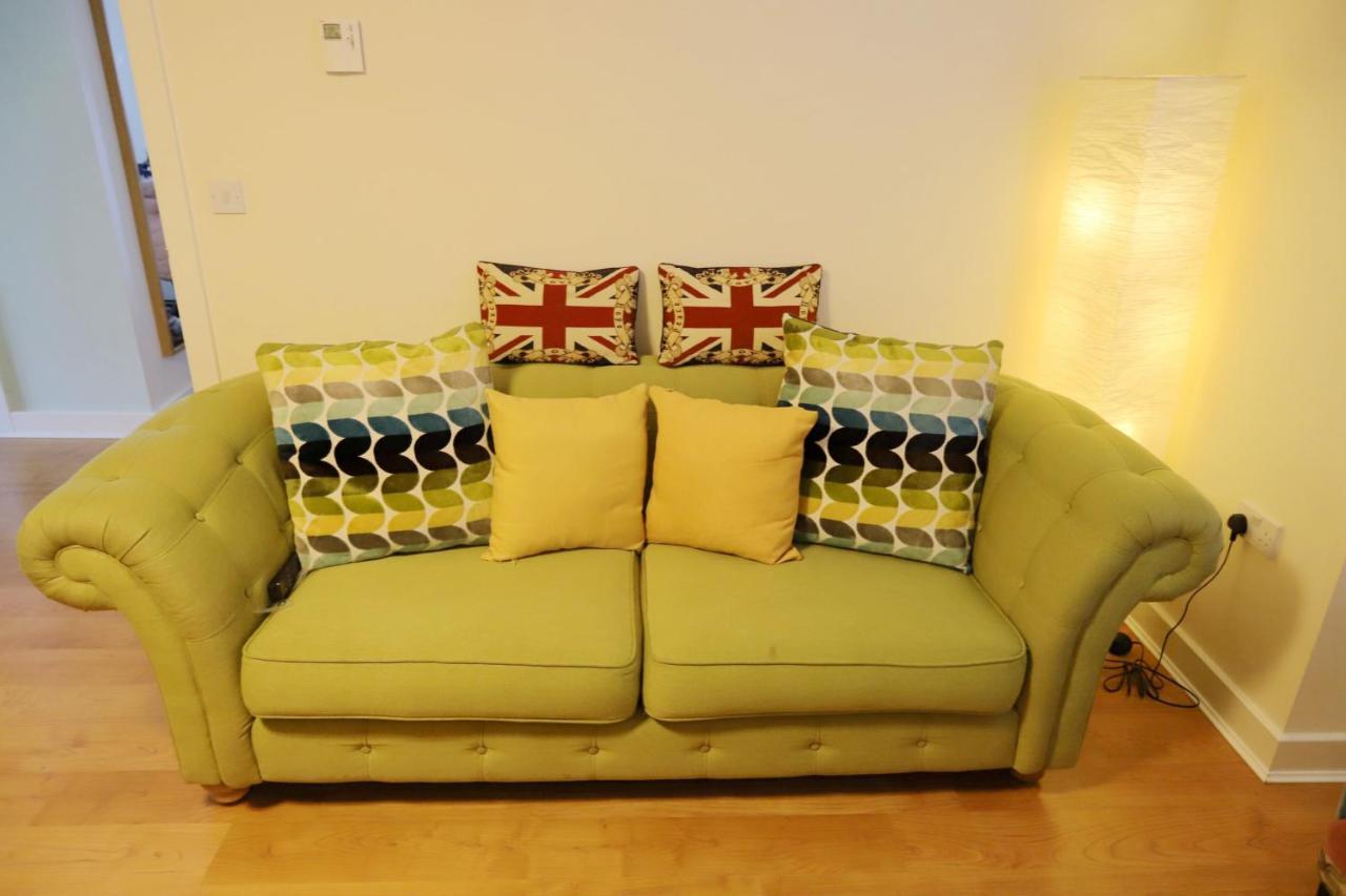 Apartamento Easytravel Luxury Nec/Airport 3 Beds House Birmingam Exterior foto